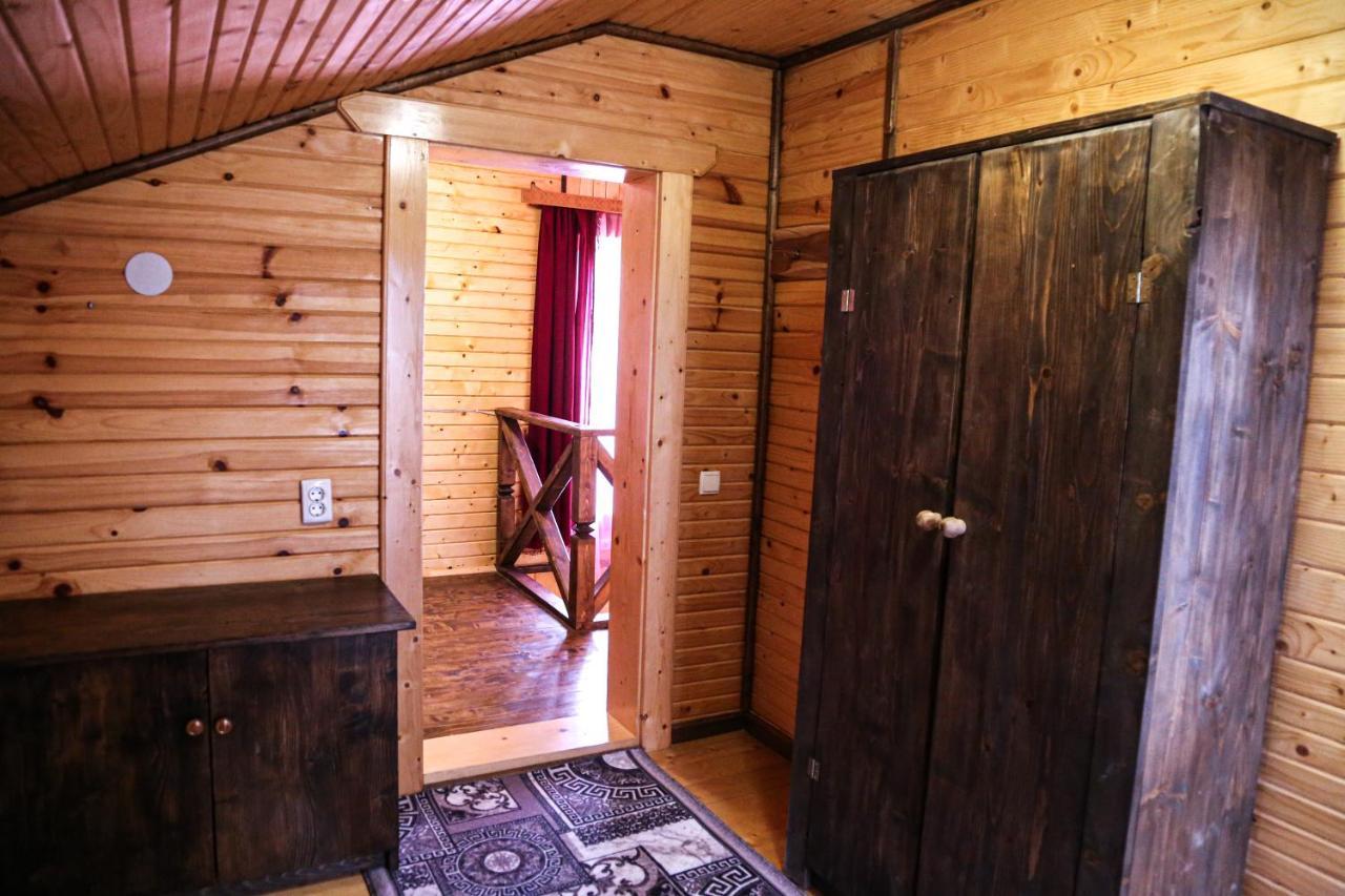 верх довбуша Apartment
